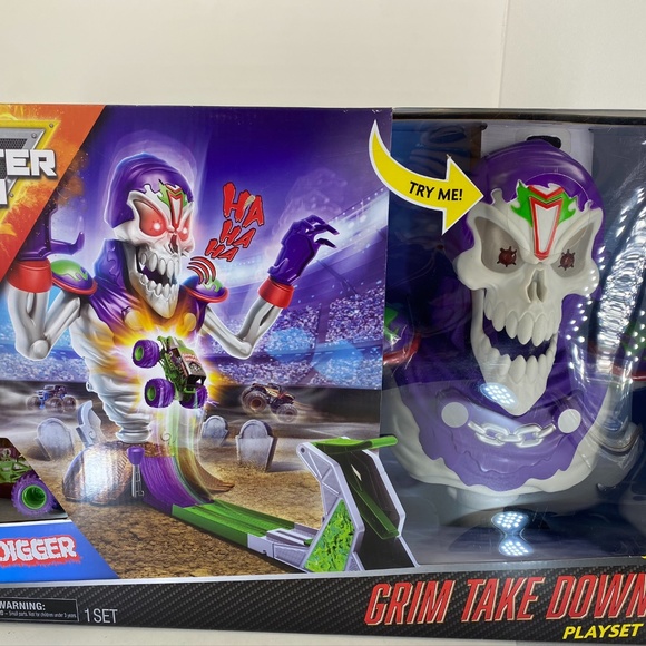 monster jam grim takedown playset